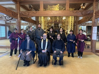 観光庁の特別体験事業。寺院を舞台に、忍者文化と地域に受け継がれる精神文化を組み合わせた体験を実施。